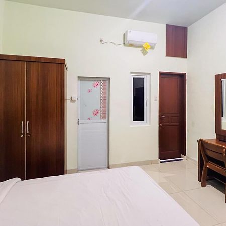 Teratai Residence Mitra Reddoorz Medan Exterior photo